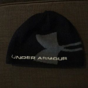 Black Under Armour Winter Beanie